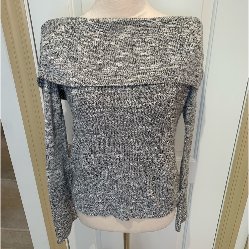 MELROSE & MARKET. Gray Cowl Neck Sweater. Long sleeves.Cotton/Poly/Acrylic blend